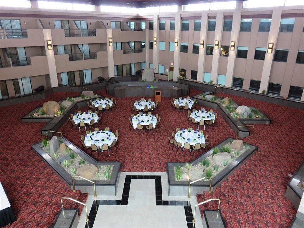 Holiday Inn - Manitowoc Kültér fotó