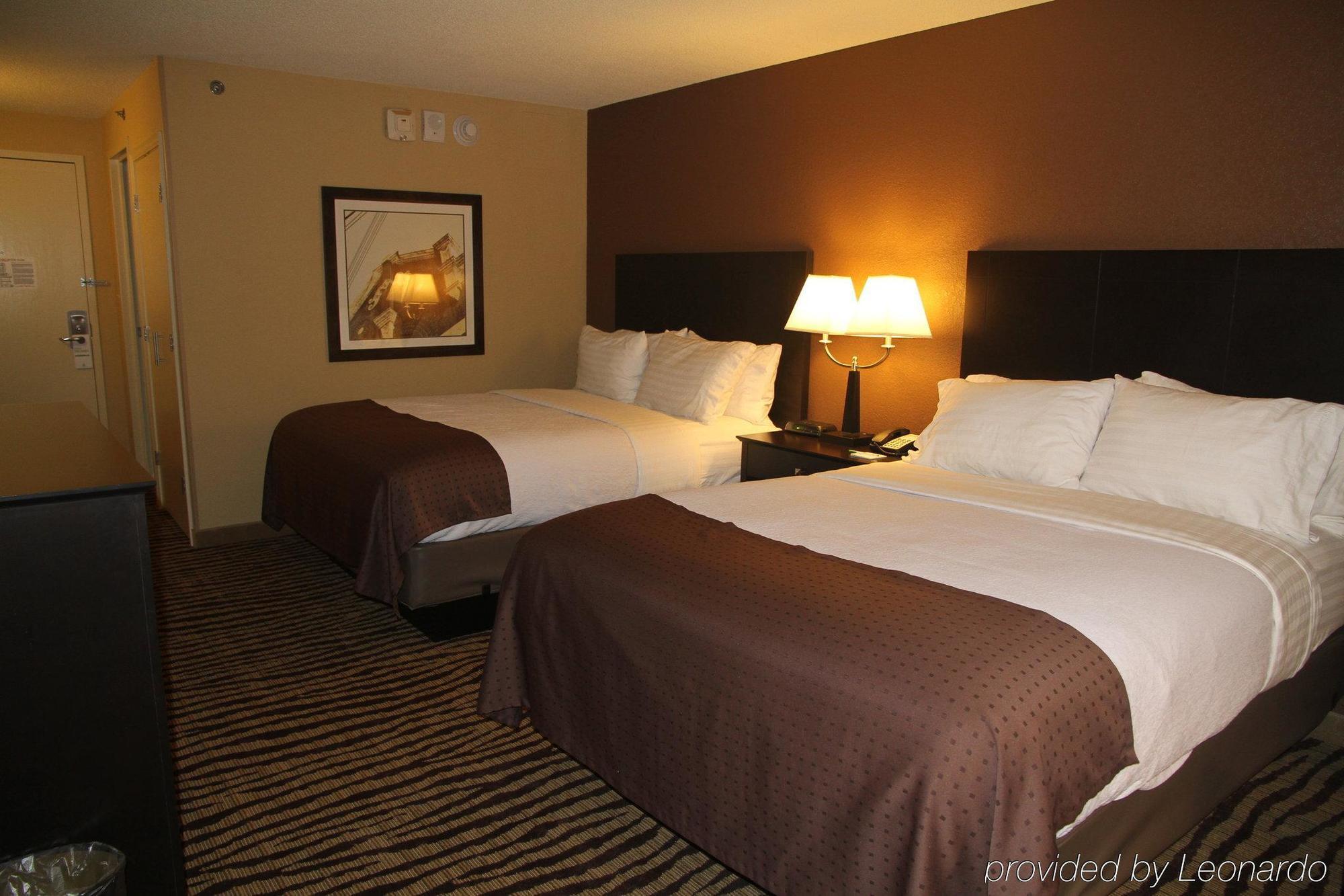 Holiday Inn - Manitowoc Kültér fotó