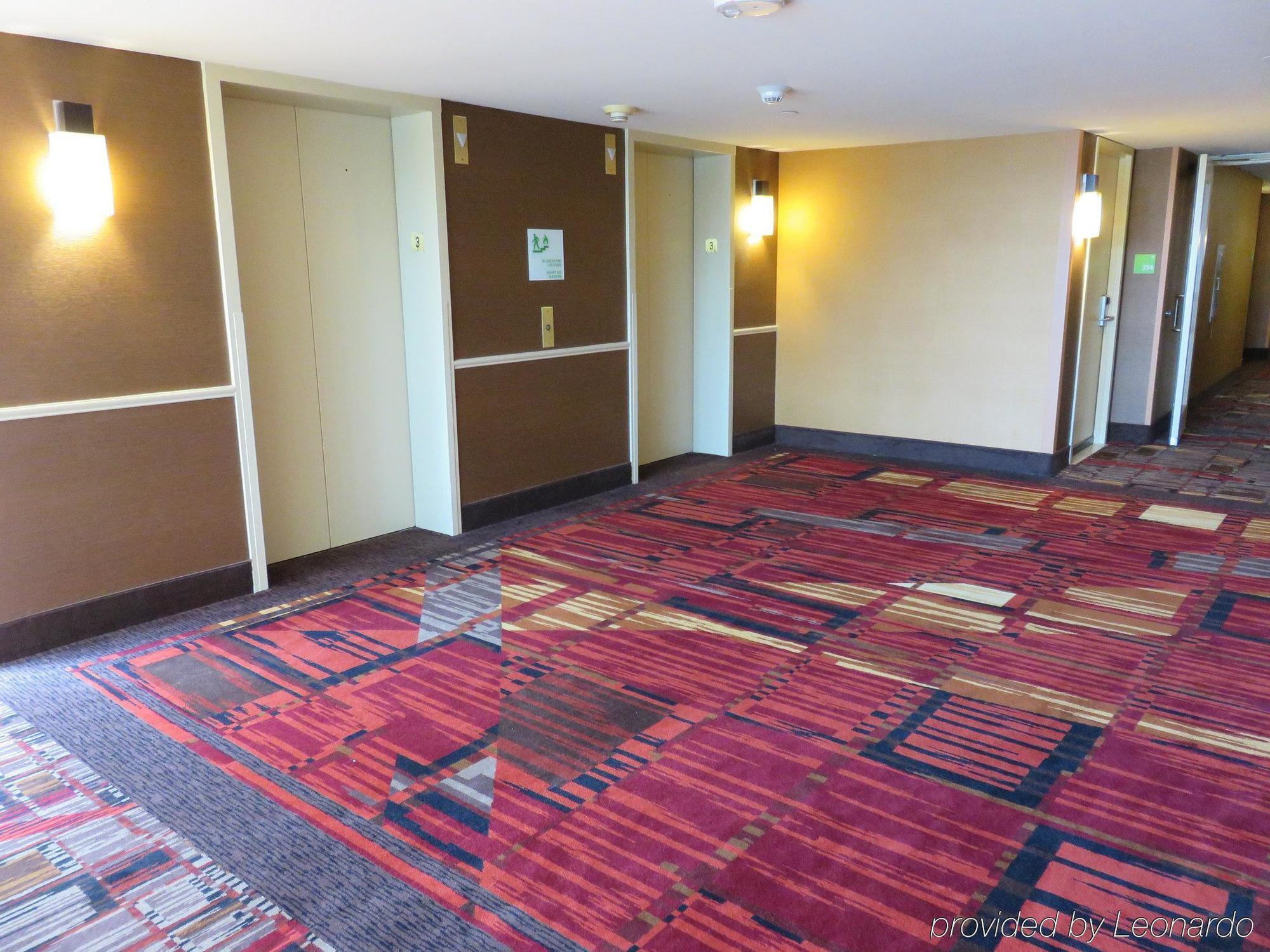 Holiday Inn - Manitowoc Kültér fotó